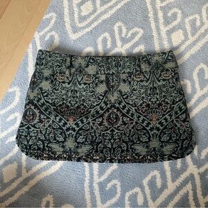 Elegant Green Patterned Skirt